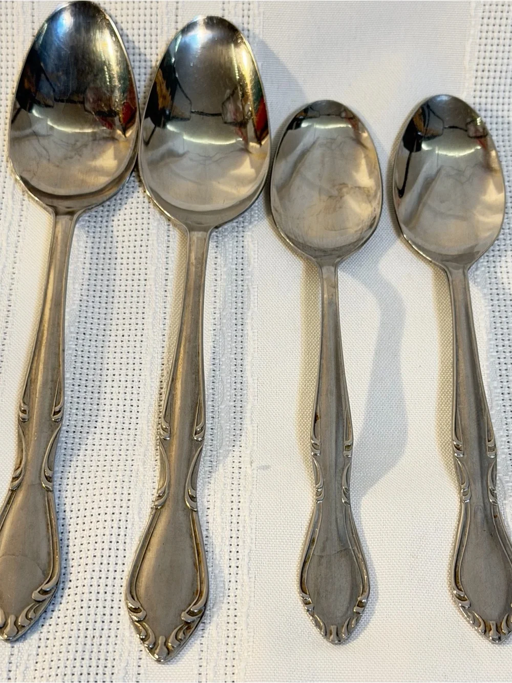 4 Pc Strathmore Stainless Steel Rogers Oneida 2 Tablespoons 2 Teaspoons Flatware